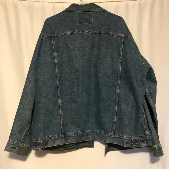 Vintage Levi Strauss denim jacket - Picture 4 of 5